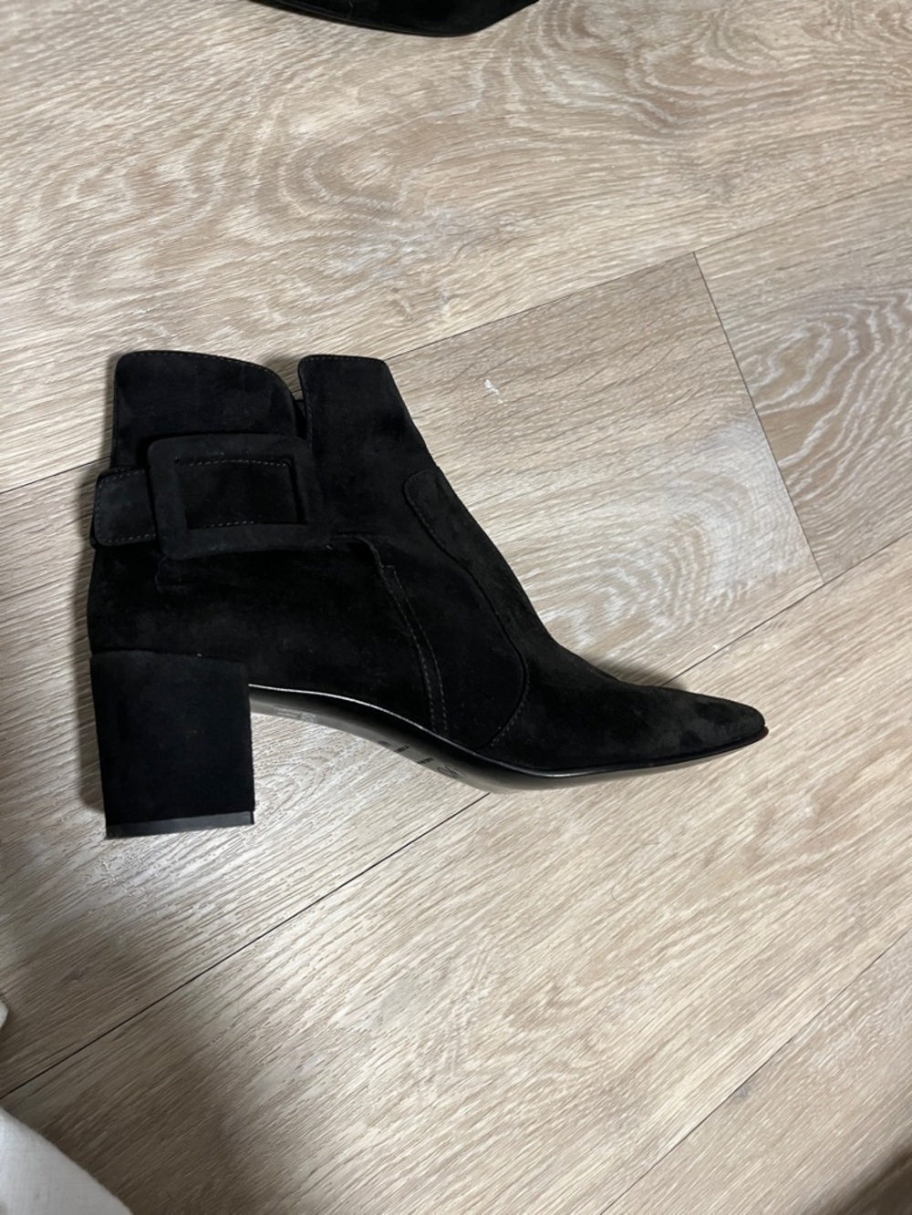 ROGER VIVIER Women's Leather Buckled Heeled Ankle Boots Black, Size 40 (US 10) - Picture 6 of 12